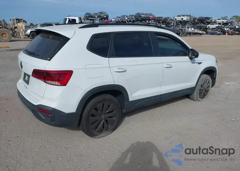 2022 Volkswagen Taos 1.5T S z USA, uszkodzony, nr VIN 3VVCX7B27NM070181